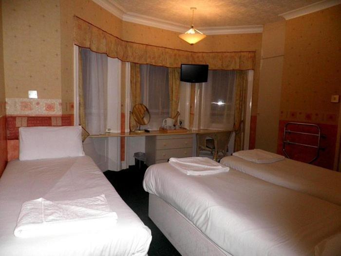 Serenity Hotel Борнмут Екстер'єр фото