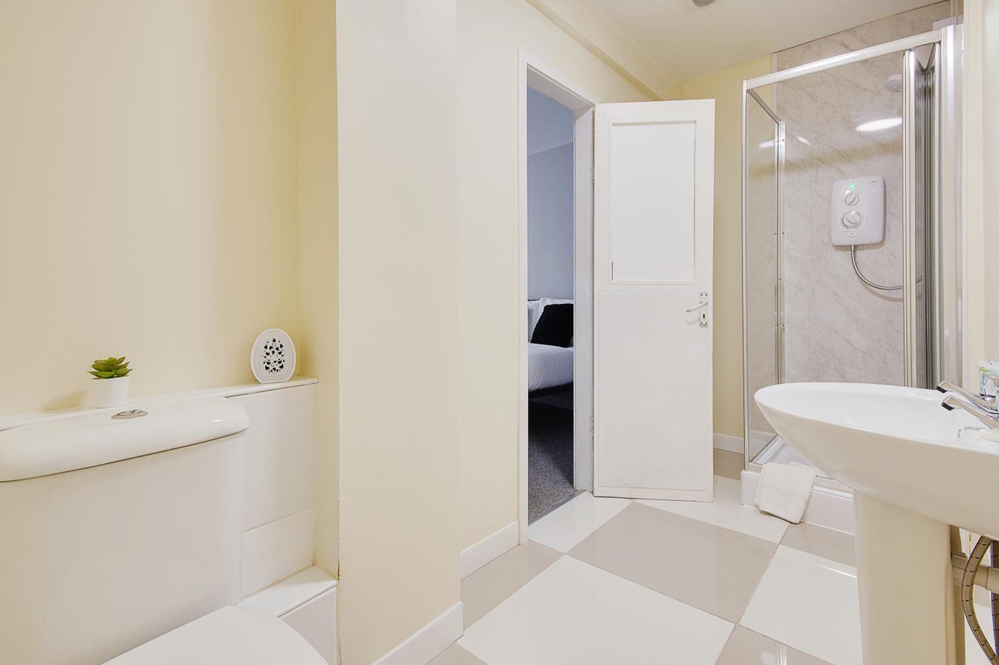 Serenity Hotel Борнмут Екстер'єр фото